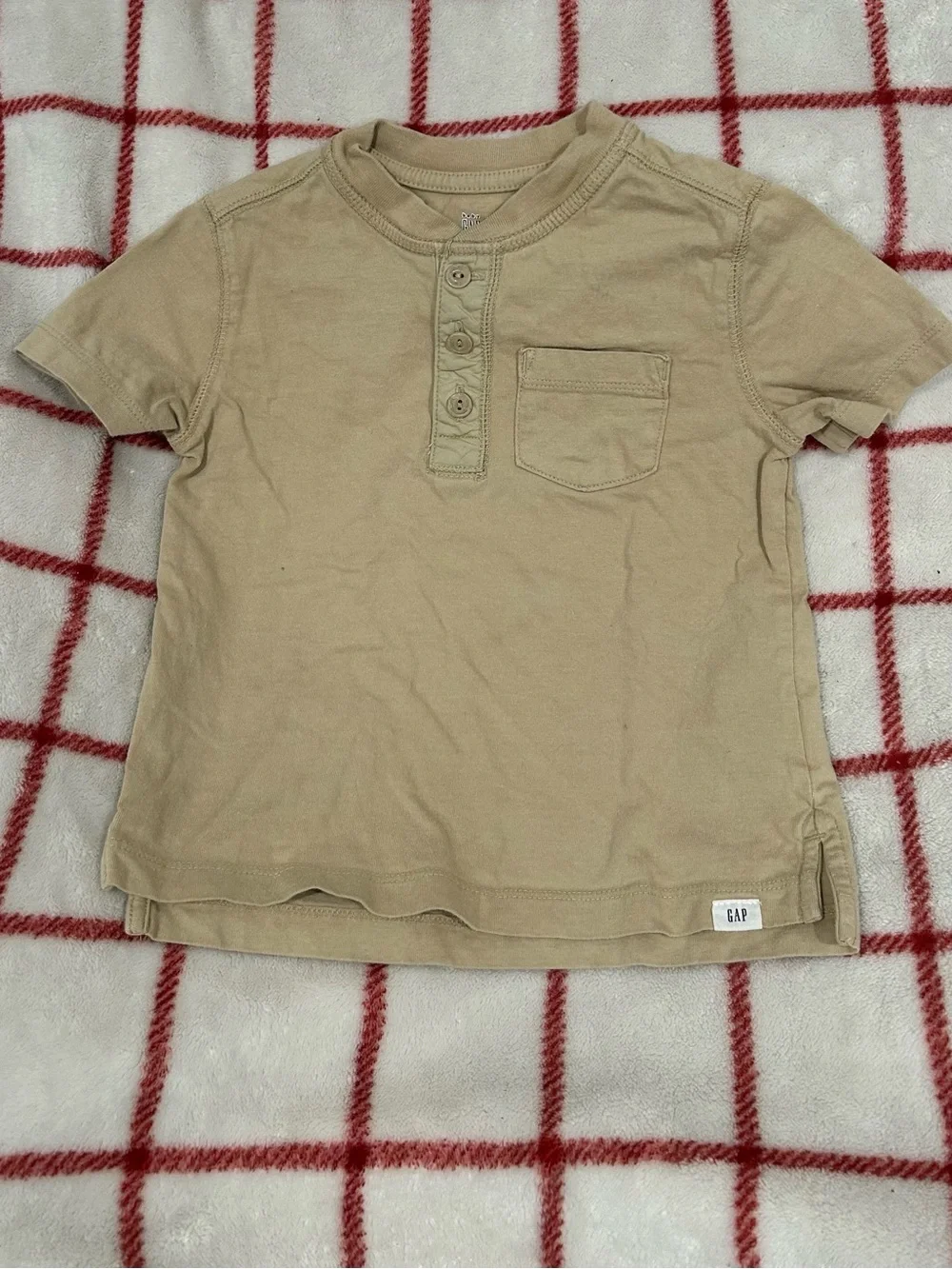 Gap Baby & Toddler Beige Henley Pocket T-Shirt Size 2T